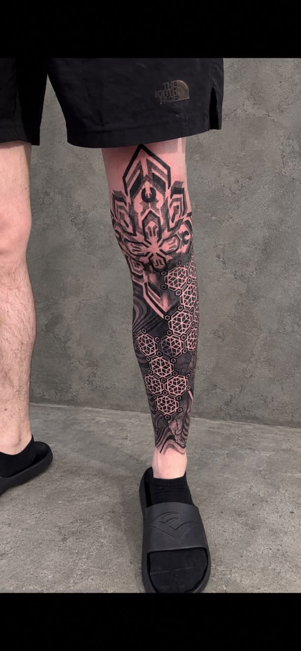 Hexagonal Sacred Leg Sleeve